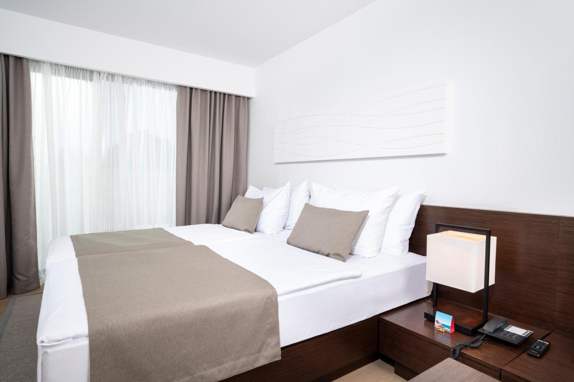 Hotel Parentium Plava Laguna Porec Esterno foto